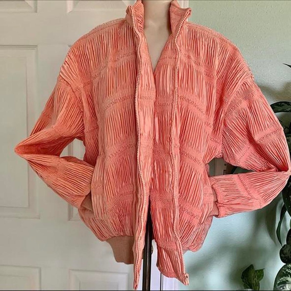 Oversized 90s y2k textured bomber